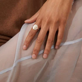 Pernille Corydon Shell Flower Ring r-346-s-50