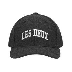 Les Deux College