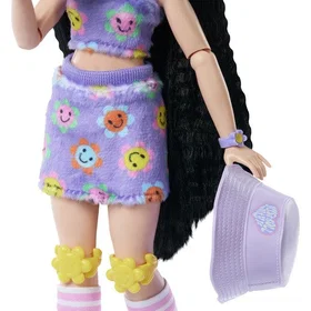 Barbie Dream Besties Renee Roller Skating Fashion Doll JFX99