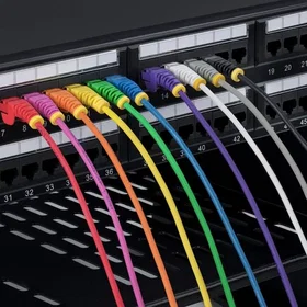 StarTech Slim UTP Cat6 25cm Patch Cable N6PAT25CMWHS