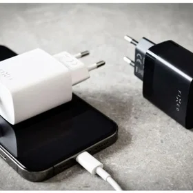 Fixed FIXC20N-C Matka-adapteri 24-nastainen USB-C 20W