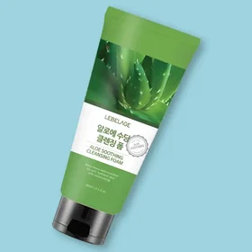 Lebelage Aloe Soothing Mousse nettoyante 180ml