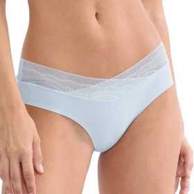 Triumph Breathe And Lift Smart Hipster