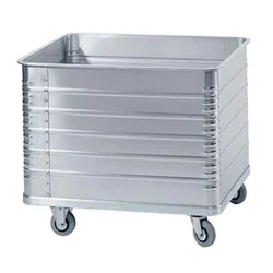 Grove Knutsen Chariot W170