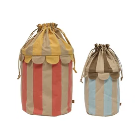 OYOY LIVING Saga Kurv Ice Blue/Red