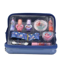 Lip Smacker Ariel Travel-Ready Beauty Case Presentförpackning (Skimmera Krämiga Paletter, Läppstift, Nagellack)