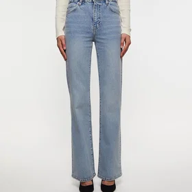 FRAME The Arrow Dolly Jeans (Women's)