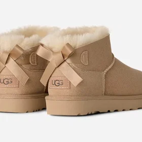 UGG Australia Ultra Mini Bailey Bow Boots (Women's)