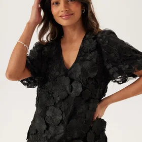 YAS Yasabelone Ss V-Neck Blomstermønster Kort Kjole