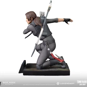 Dark Horse Comics Tomb Raider The Legend of Lara Croft PVC Figurine 19cm