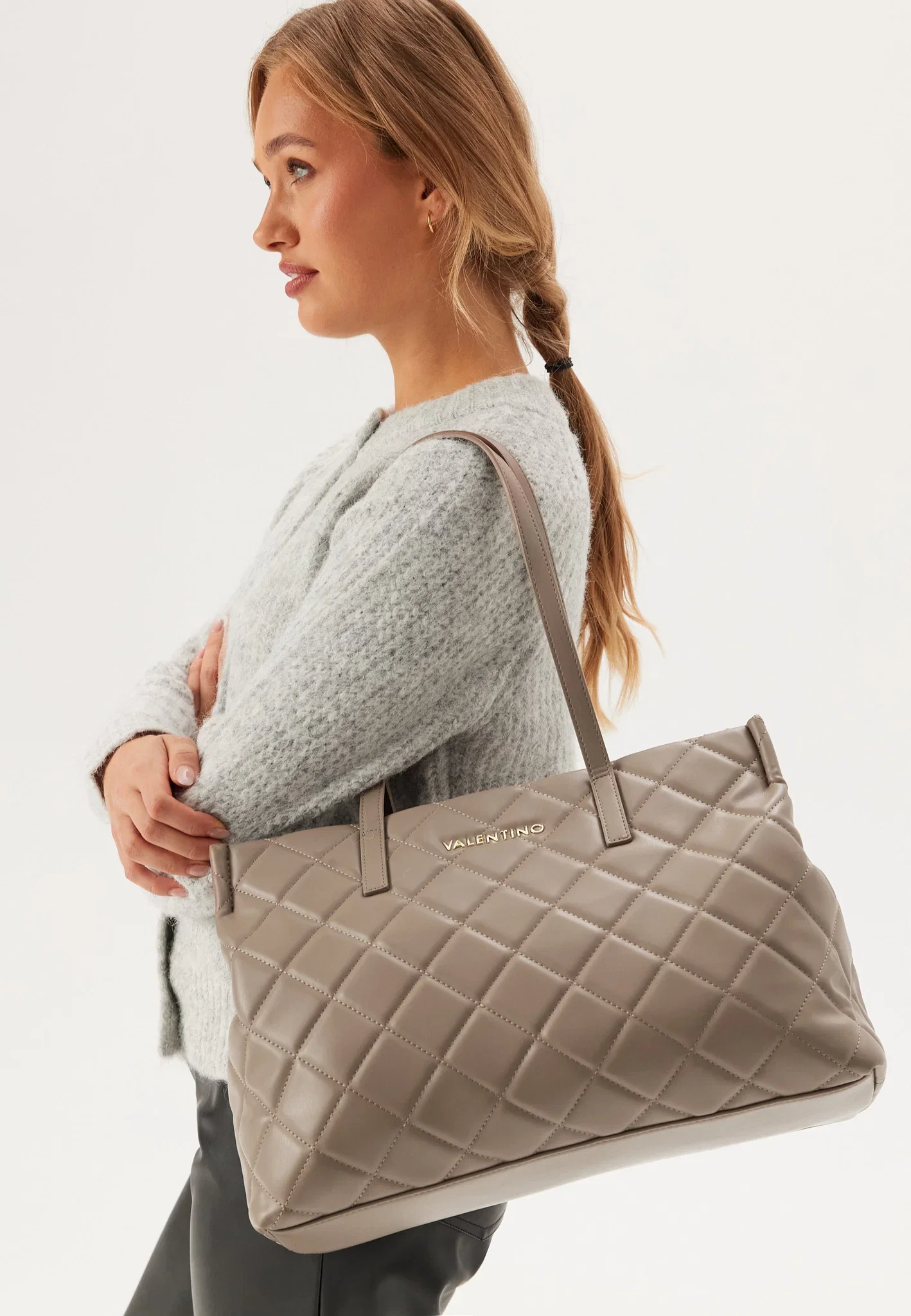 Valentino Ocarina 720482-8501 Shoulder Bag