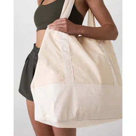 Vuori Coastal 19L Tote