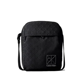 Calvin Klein Messenger Bag