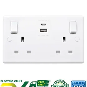 BG Electrical 2-way Wall Socket with USB Type-C & USB 822UAC30
