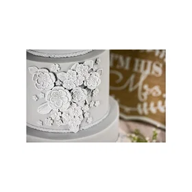 Karen Davies Silikoneform, Brush Embroidery –