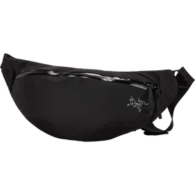 Arc'teryx Axios 4