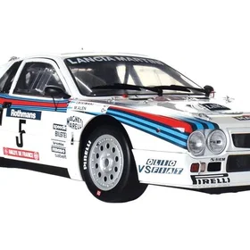 Ixon 1/8 Lancia 037 (FullKit-DieCast-Lancia037)