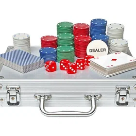 Global Gizmos Poker Set 200pcs In Aluminum Case