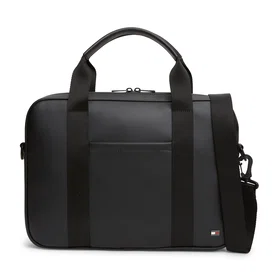 Tommy Hilfiger Foundation 38