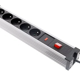 Zenitech 5-Way Överspänningsskyddad Strömbrytare 211065