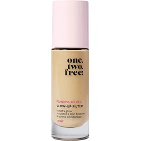 one.two.free! Glow-Up Filler Foundation 30ml