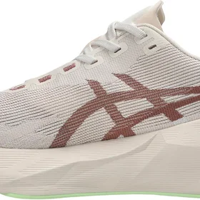 Asics Novablast 6 (Dame)