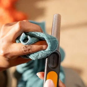 Fiskars Nagelsax OS