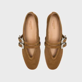 LE Monde Béryl Claudia Slipper