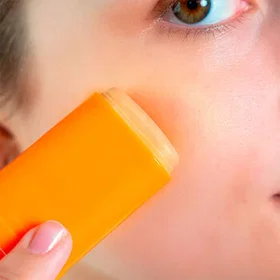 Babaria Glow Effect Stick Solkräm SPF50+ 20ml