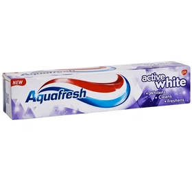 Aquafresh Valkaiseva Hammastahna 100ml
