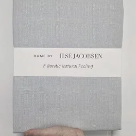 Home by Ilse Jacobsen Bordduk 137x320cm