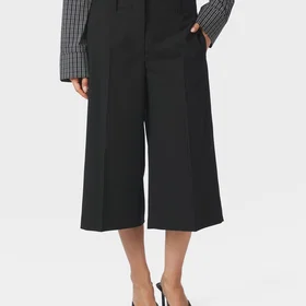 Neo Noir Hannah Bermuda Shorts (Dam)