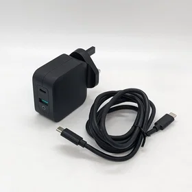 Logik LTC65W24 Universal USB Type-C & USB Charger 65W