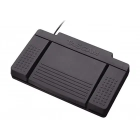 Tascam RC-3F fodkontakt