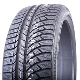 Kumho WinterCraft WP72 245/40 R20 99W XL Studded