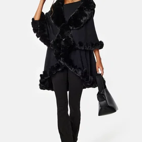 Hollies 717067-0001-00ONE Wednesday Cape Nainen