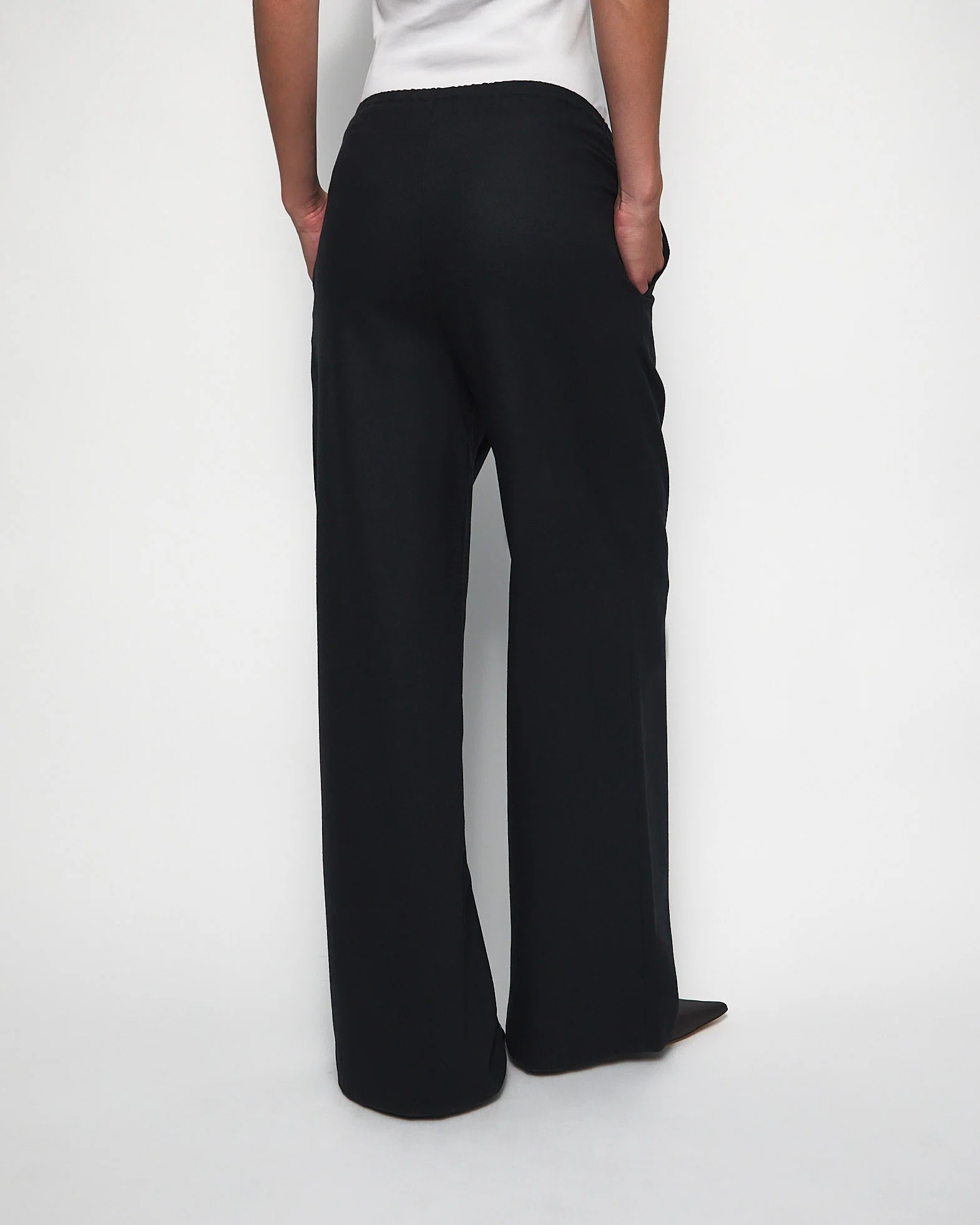 Wakakuu Leigh Wool Trousers (Women's)