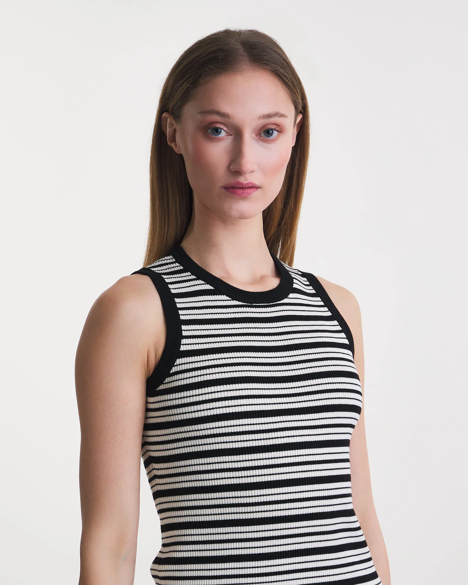 Wakakuu Noura Tank Top (Women's)